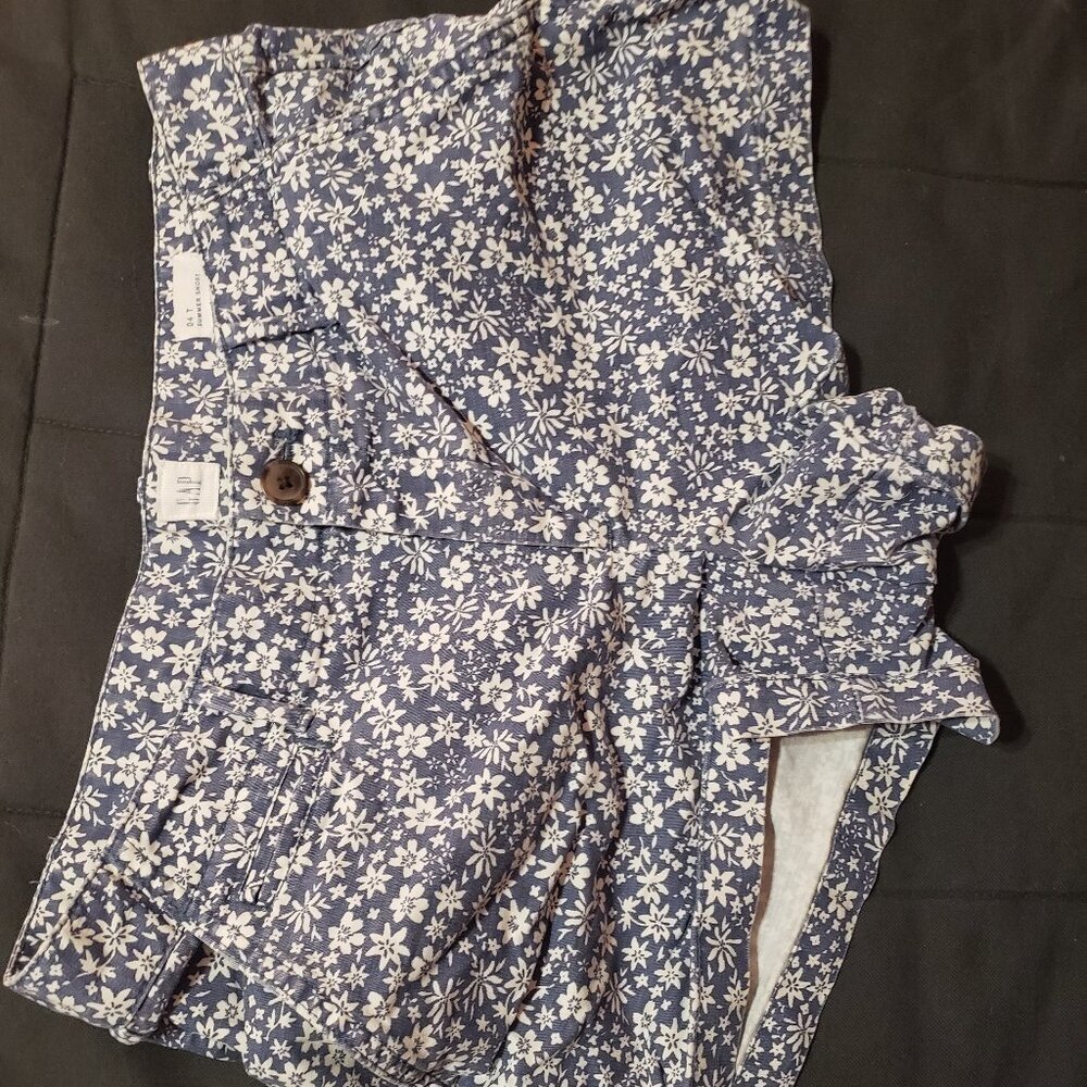 Gap Blue & White Short - 4T